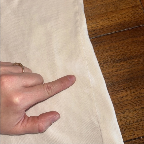 Nike Tee Men's Tshirt Mushroom Logo Beige Size Medium With Flaw - Picture 9 of 13